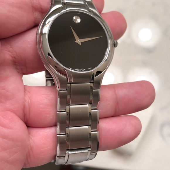 Movado silver watch - Picture 2 of 9
